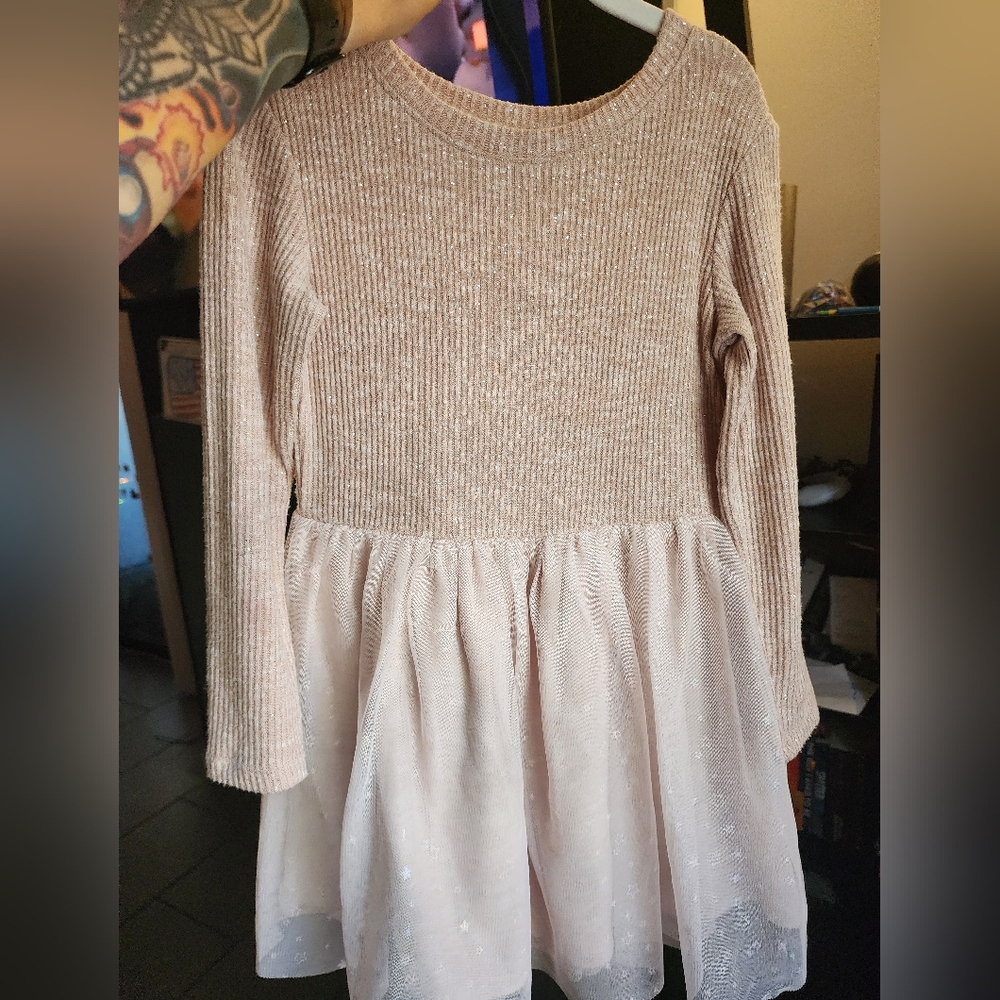 Girls dress